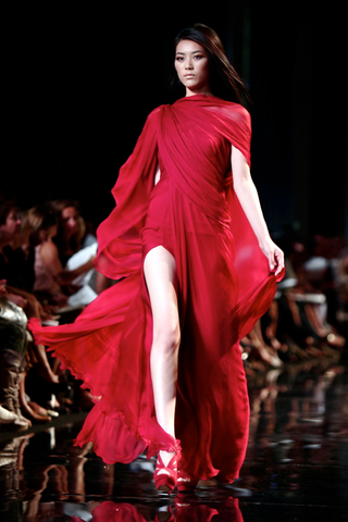 Illustration for article titled The Best And Worst Of Paris Couture Week